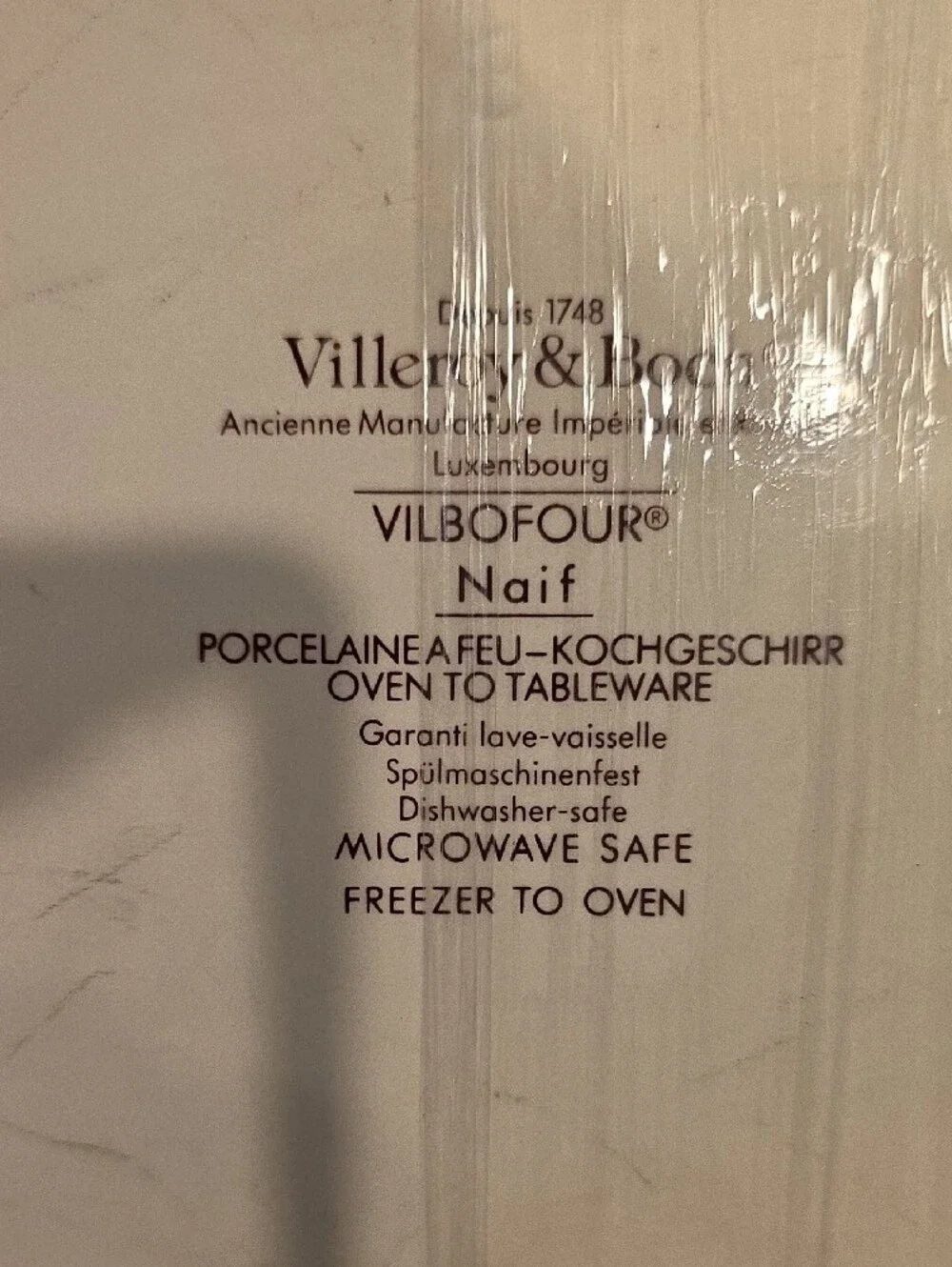 Villeroy & Boch White Ceramic Covered Casserole with Illustrated Kitchen Panel
